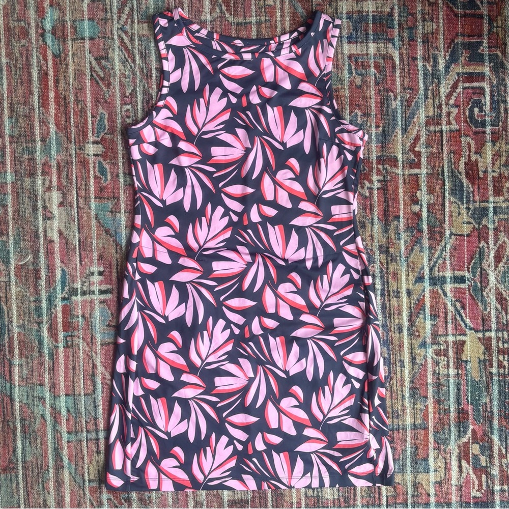 Columbia Women’s Medium Leaf Print Sleeveless PFG Dress